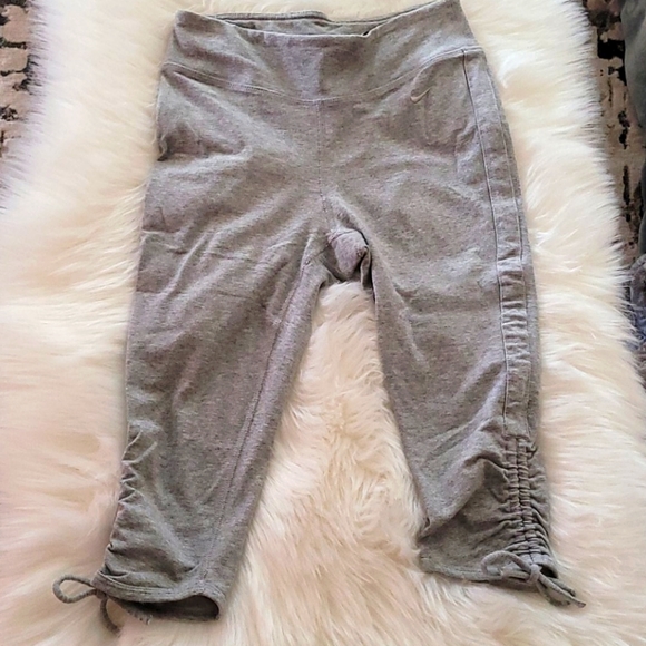Nike Pants - Nike dry fit gray yoga pants short XS